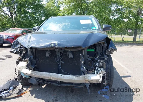 2016 Toyota Highlander Xle V6 z USA, uszkodzony, nr VIN 5TDJKRFH0GS313735